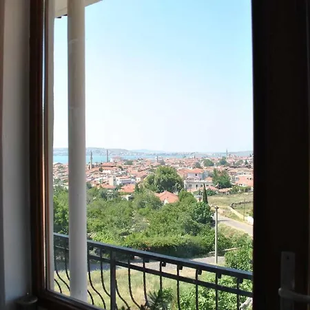 酒店 Gunebakan Taliani 3*