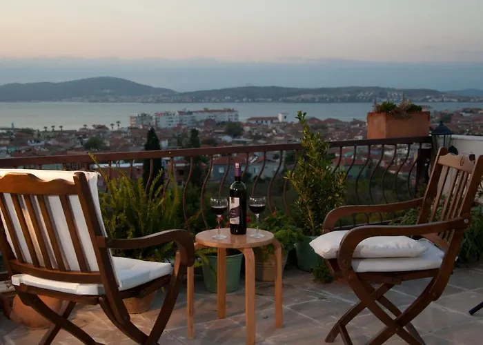 Gunebakan Taliani فندق