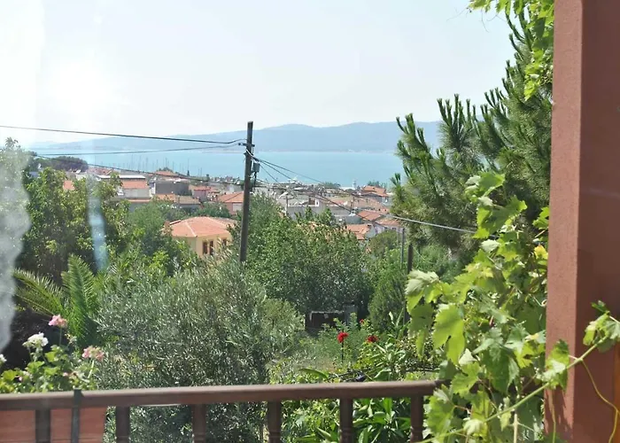 Gunebakan Taliani فندق