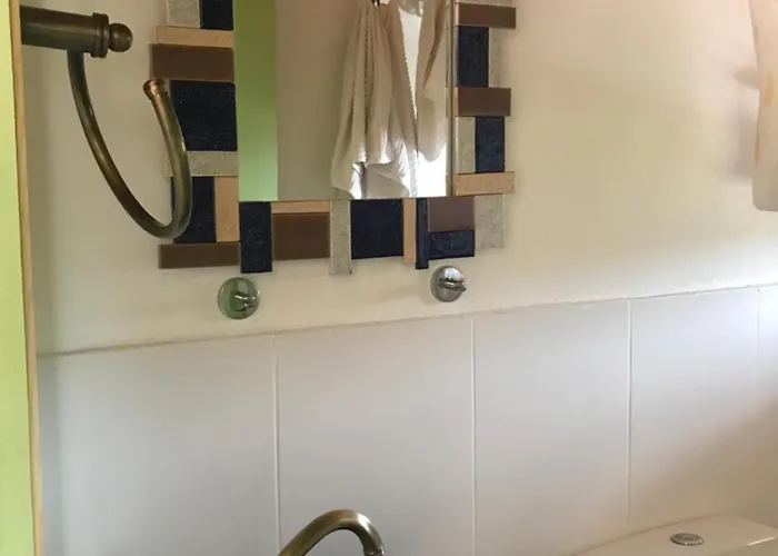 Gunebakan Taliani فندق 3*