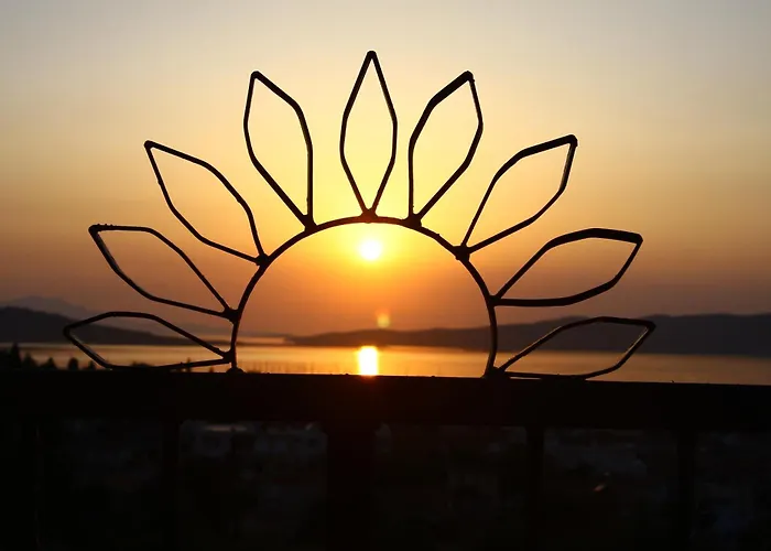 فندق Gunebakan Taliani 3*