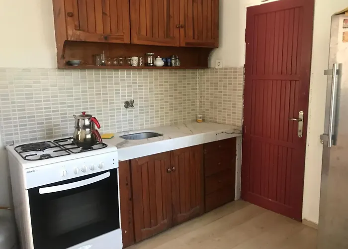 Gunebakan Taliani فندق Ayvalı